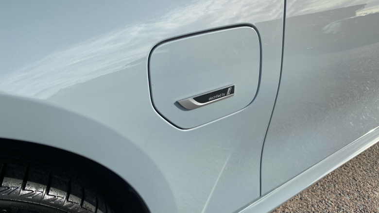 BMW 3 Series 330e M Sport 4dr Step Auto Saloon